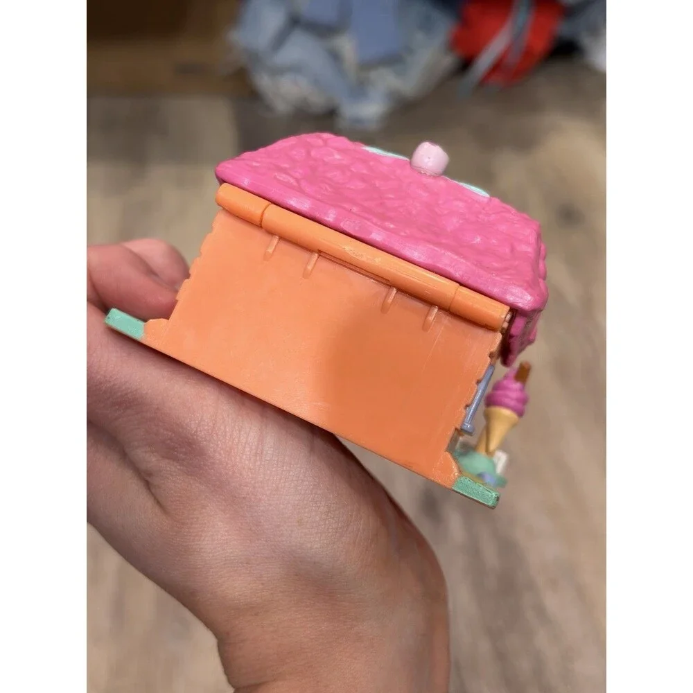 Vintage 1995 Poly Pocket Ice Cream Parlor Scented Play Set With Doll